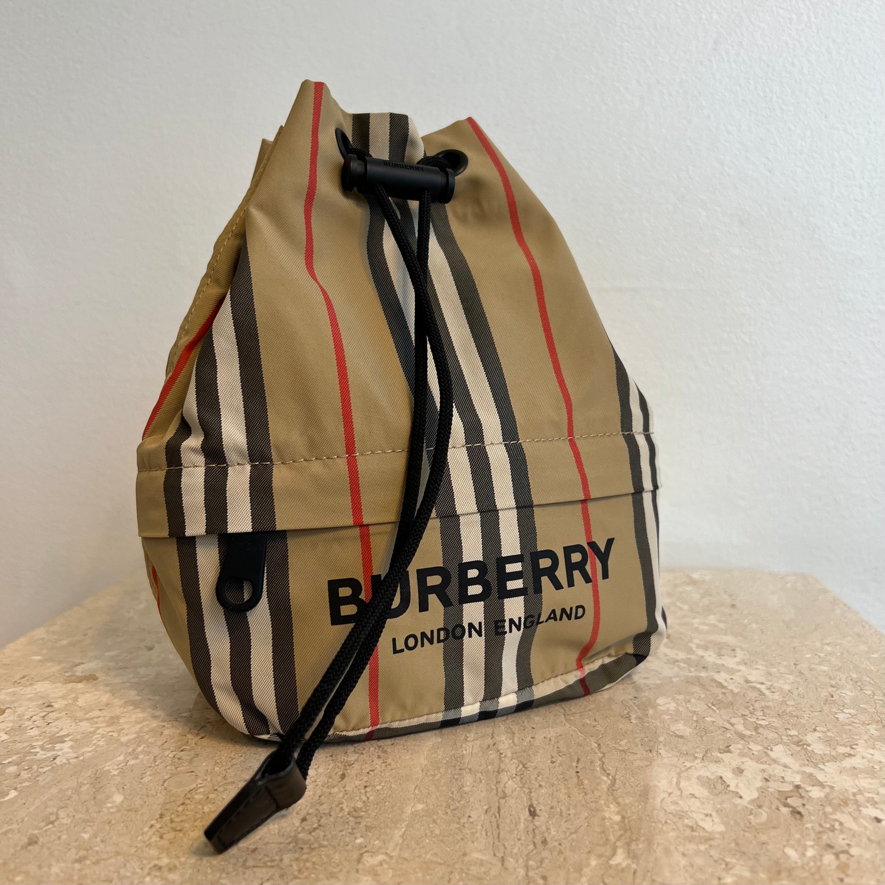 Authentic BURBERRY Icon Stripe Nylon Drawcord Pouch – Valamode