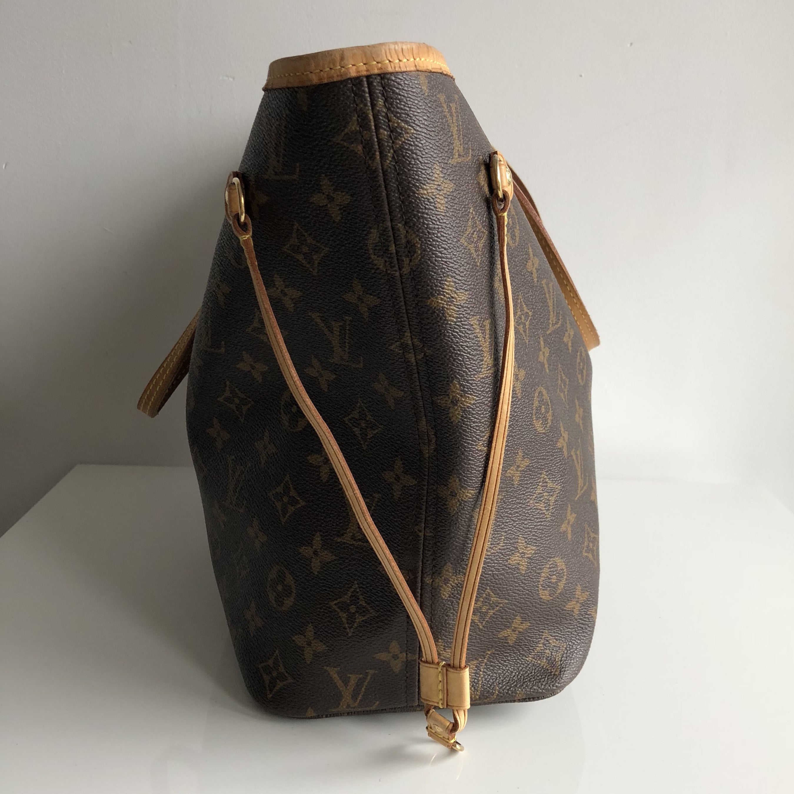 Authentic LOUIS VUITTON Monogram Neverfull MM – Valamode