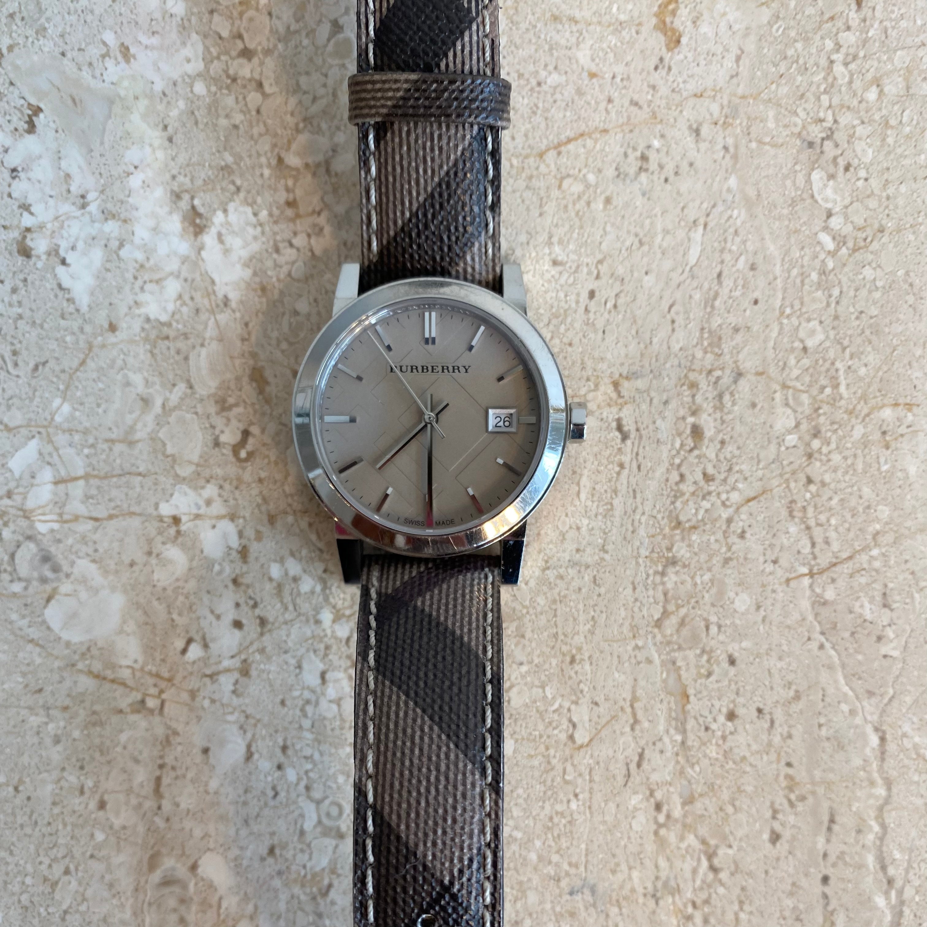 Authentic BURBERRY Nova Check Strap Watch – Valamode