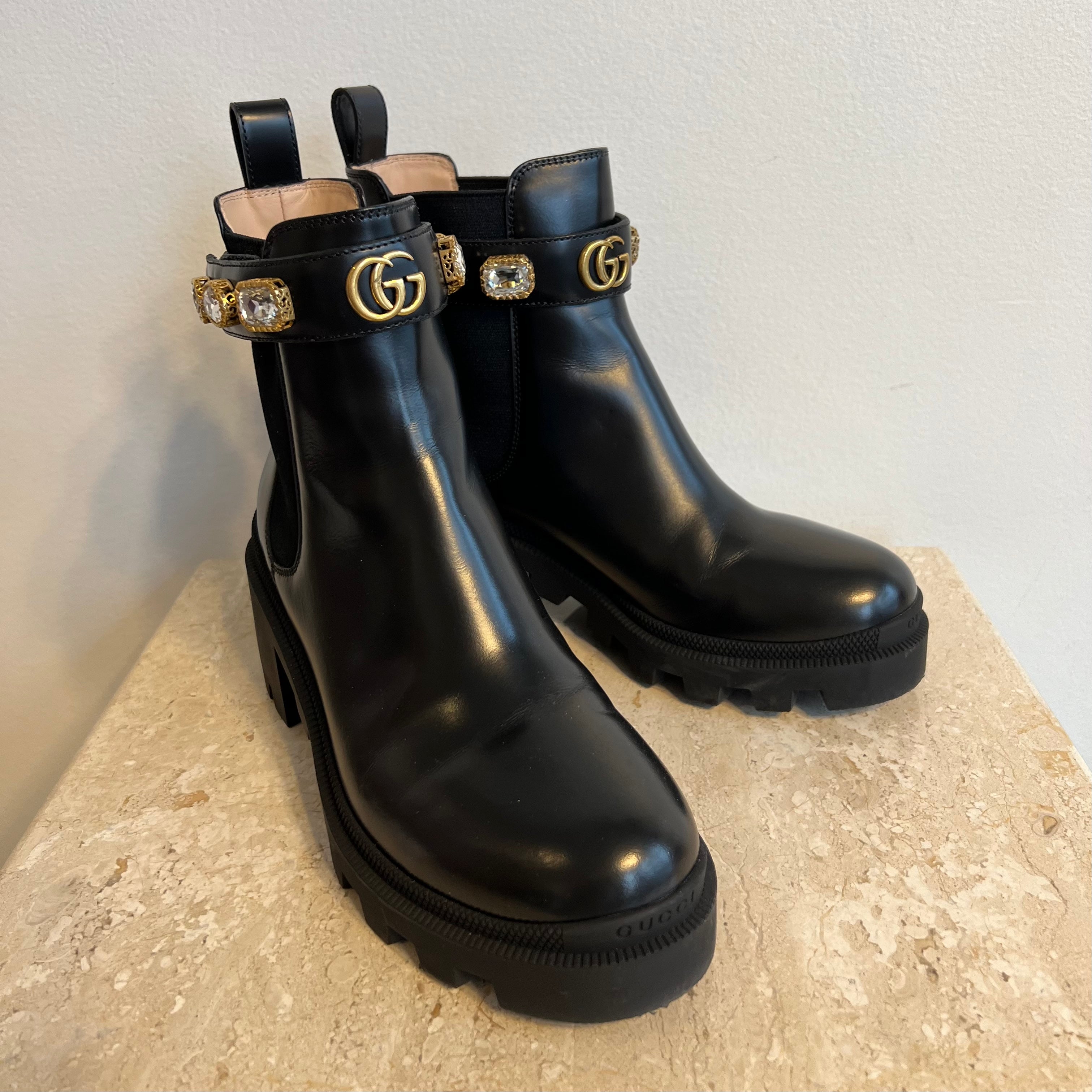 Authentic GUCCI Black Leather Ankle Boot Size 7 – Valamode