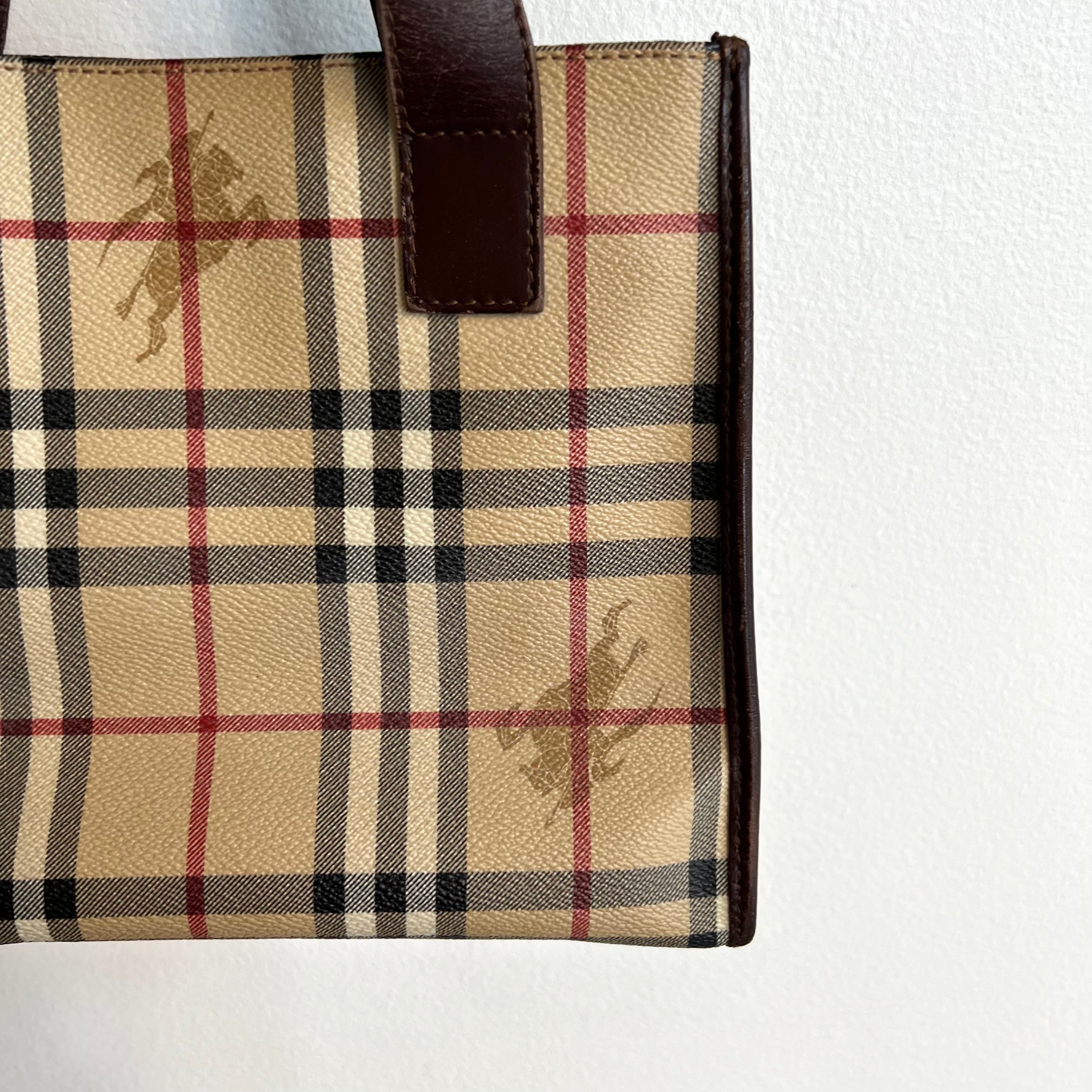 Authentic BURBERRY Vintage Nova Check Haymarket Small Tote – Valamode