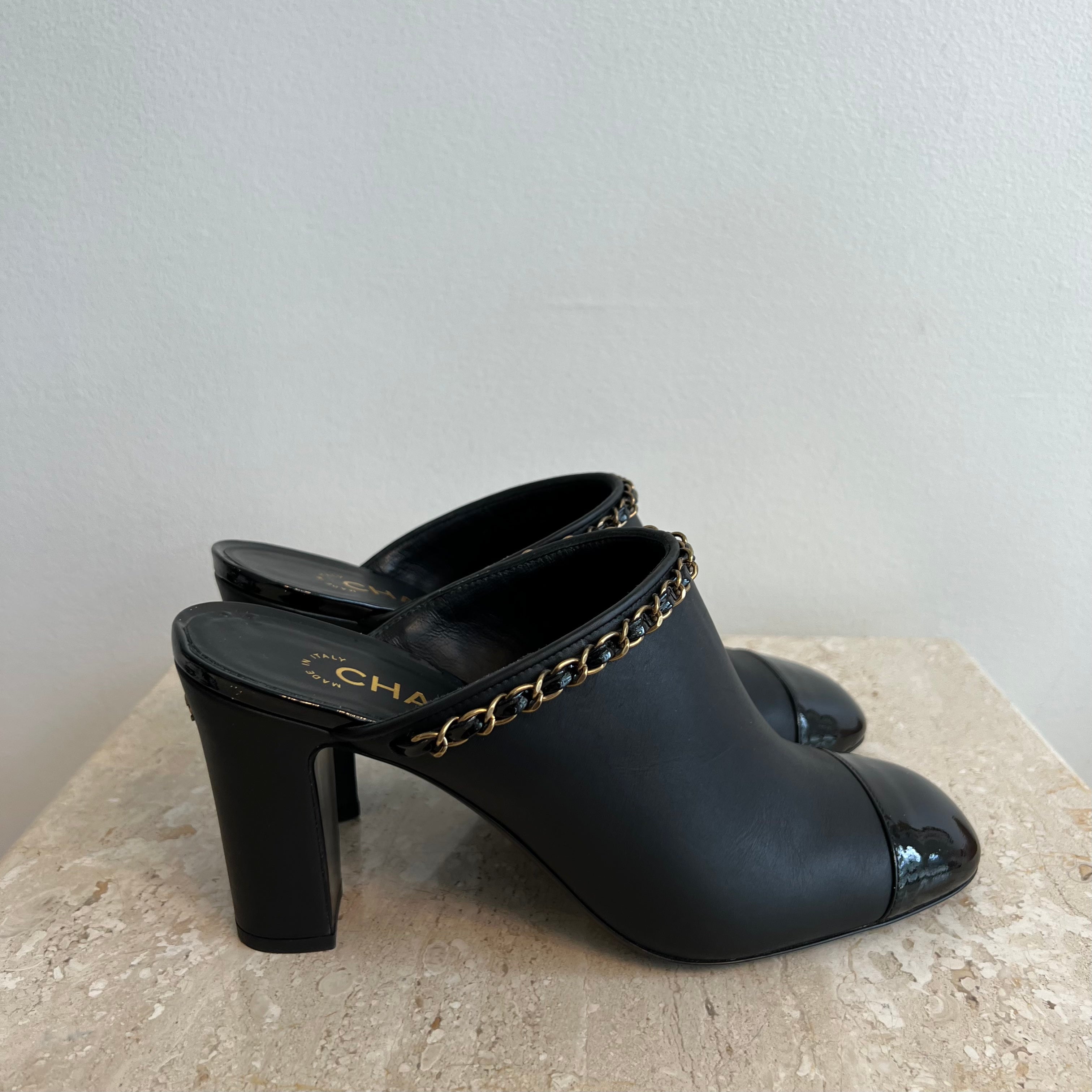 Authentic CHANEL Black Calfskin Mules - Size 40 – Valamode