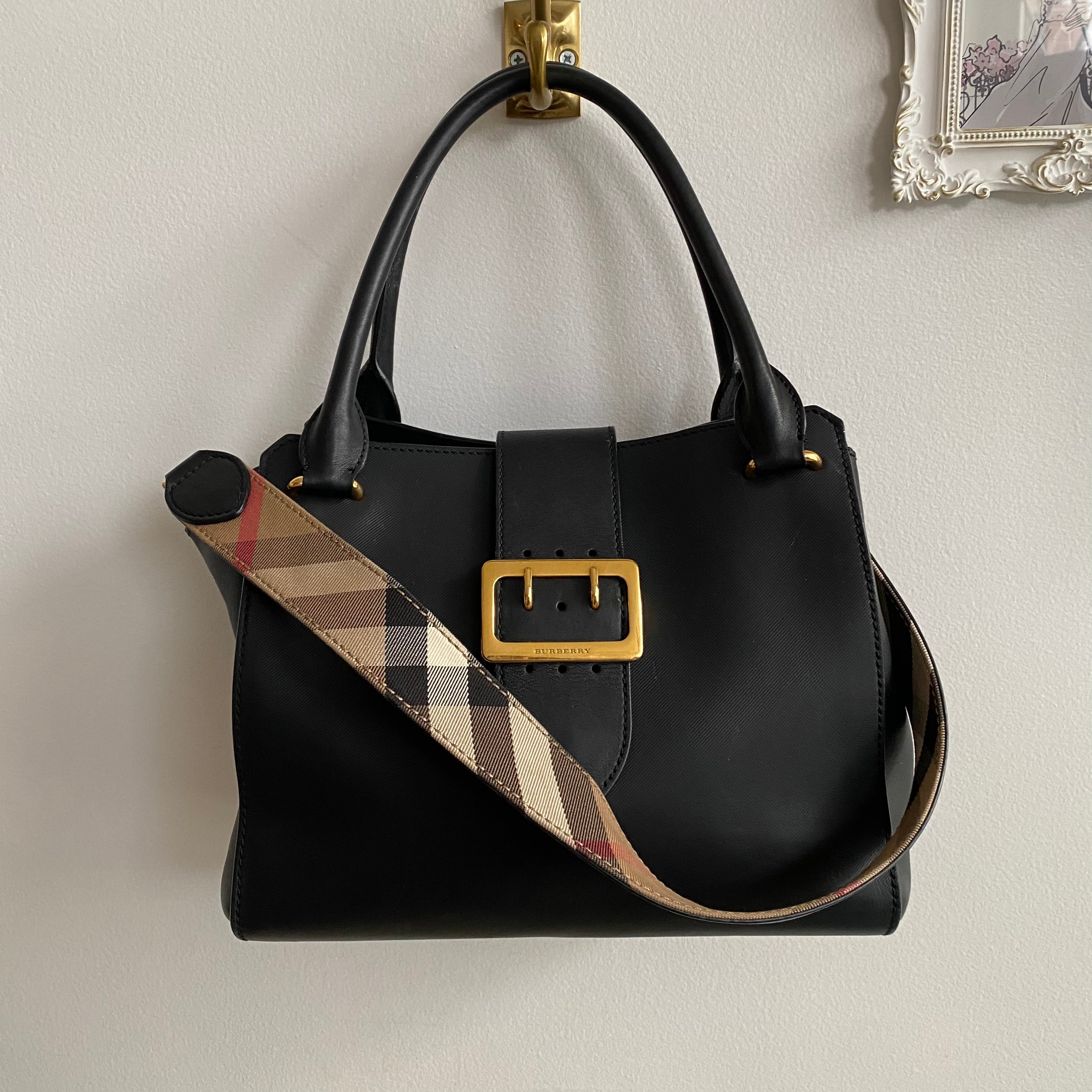 Authentic BURBERRY Black Leather Buckle Tote Shoulder Bag – Valamode
