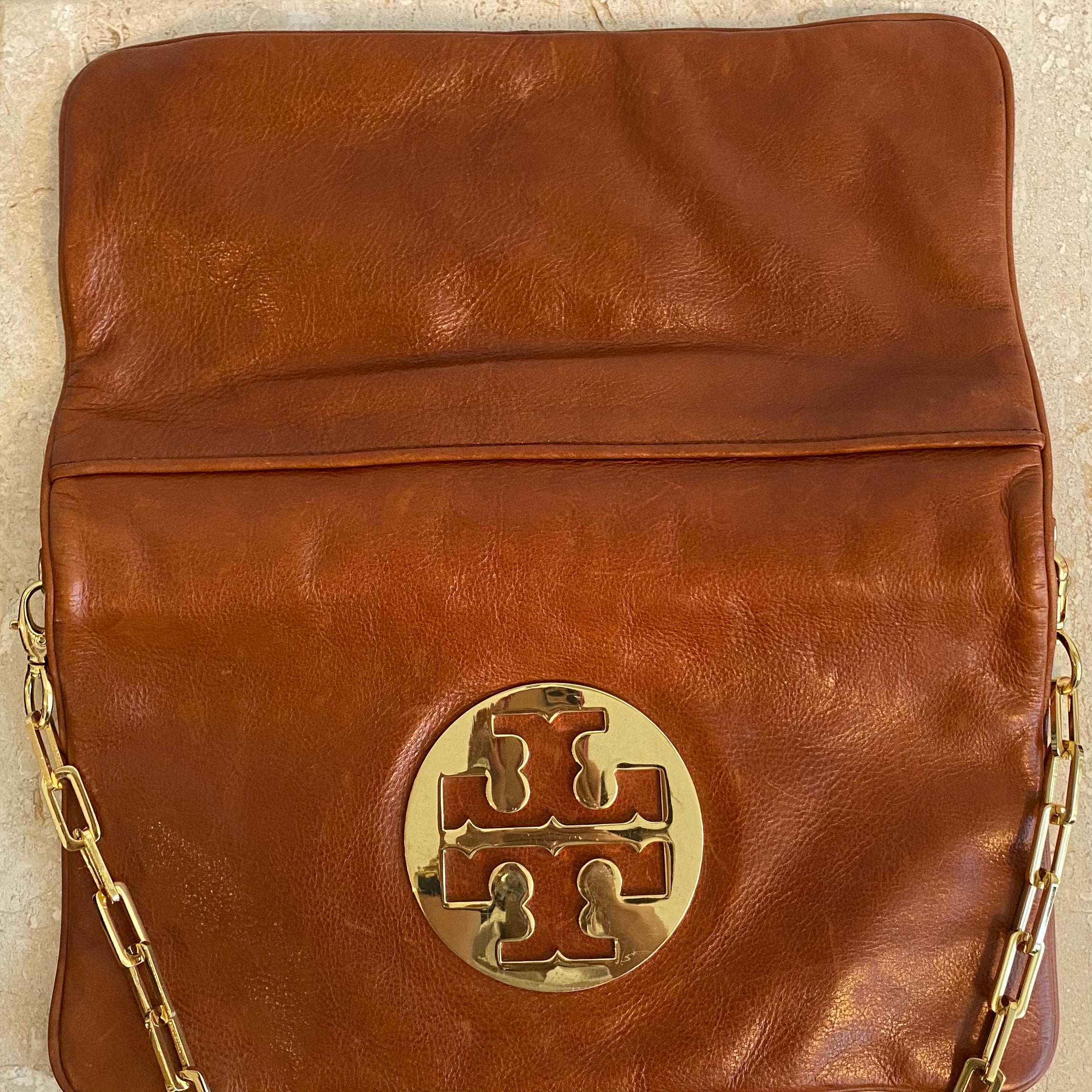 Authentic TORY BURCH Reva Brown/Cognac Clutch on Chain – Valamode