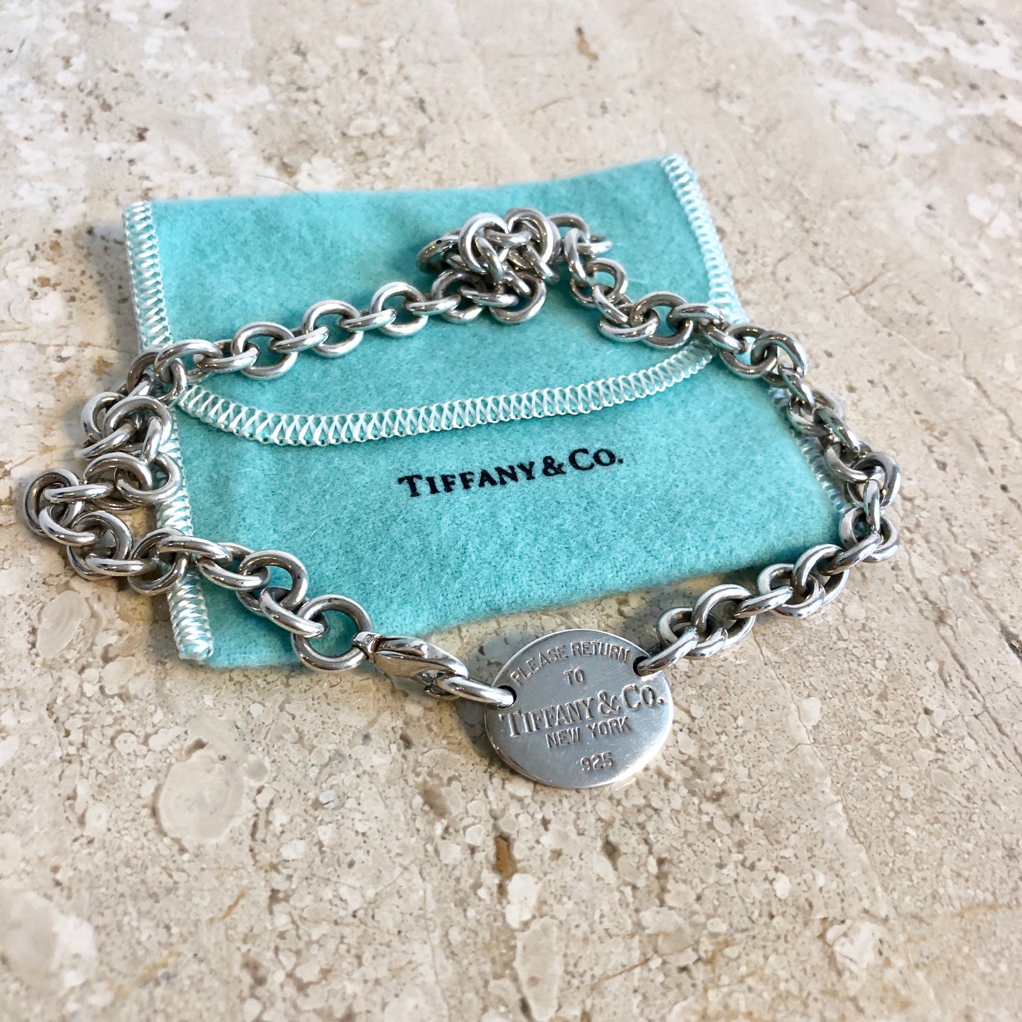 Authentic TIFFANY & CO. Sterling Silver Return to Tiffany Oval Tag Nec