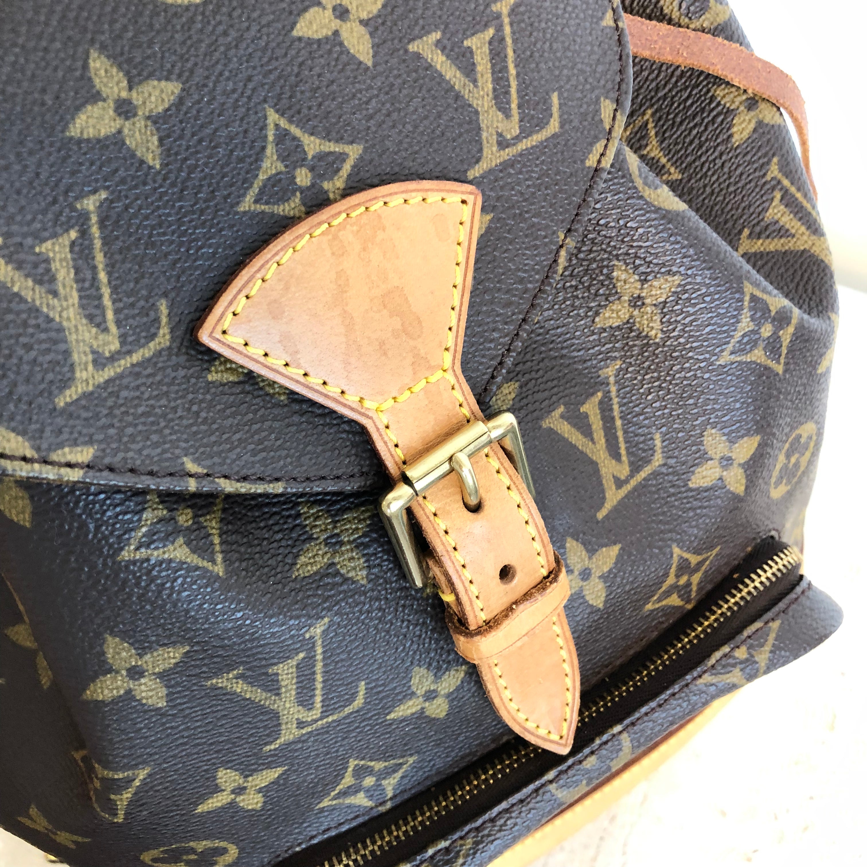 Authentic LOUIS VUITTON Montsouris MM Vintage Backpack – Valamode