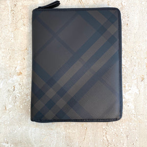 Authentic BURBERRY Smoked Check Coated Canvas Tablet iPad Case – Valamode