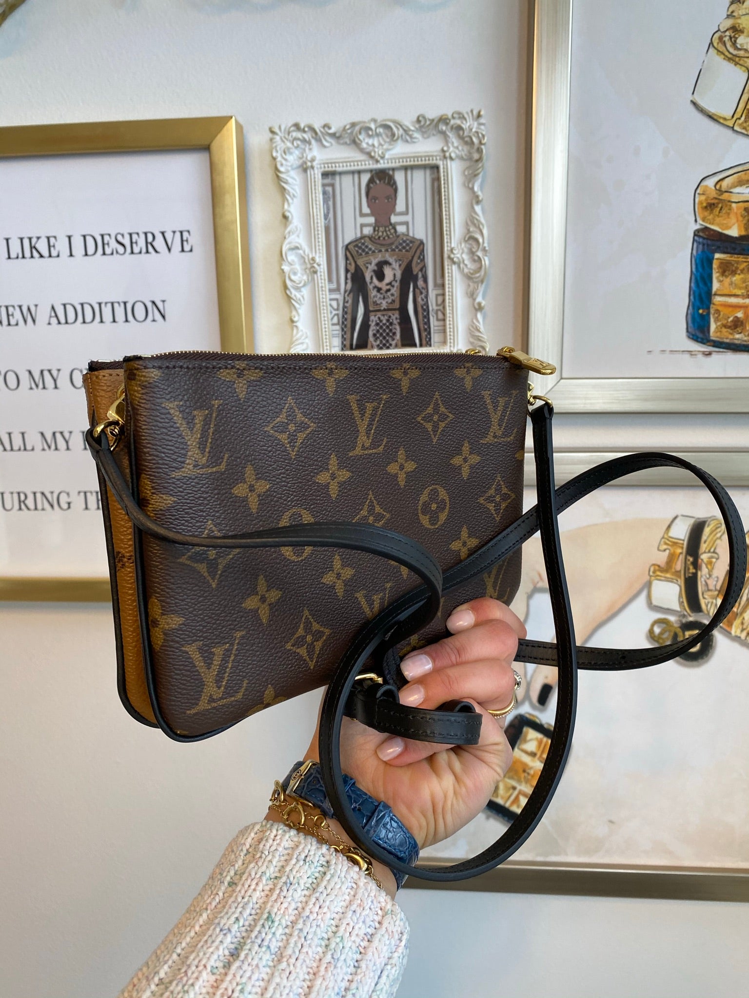 My Christmas gift to myself - the double zip pochette! I don't carry a lot,  so this is a perfect everyday bag for me. : r/Louisvuitton