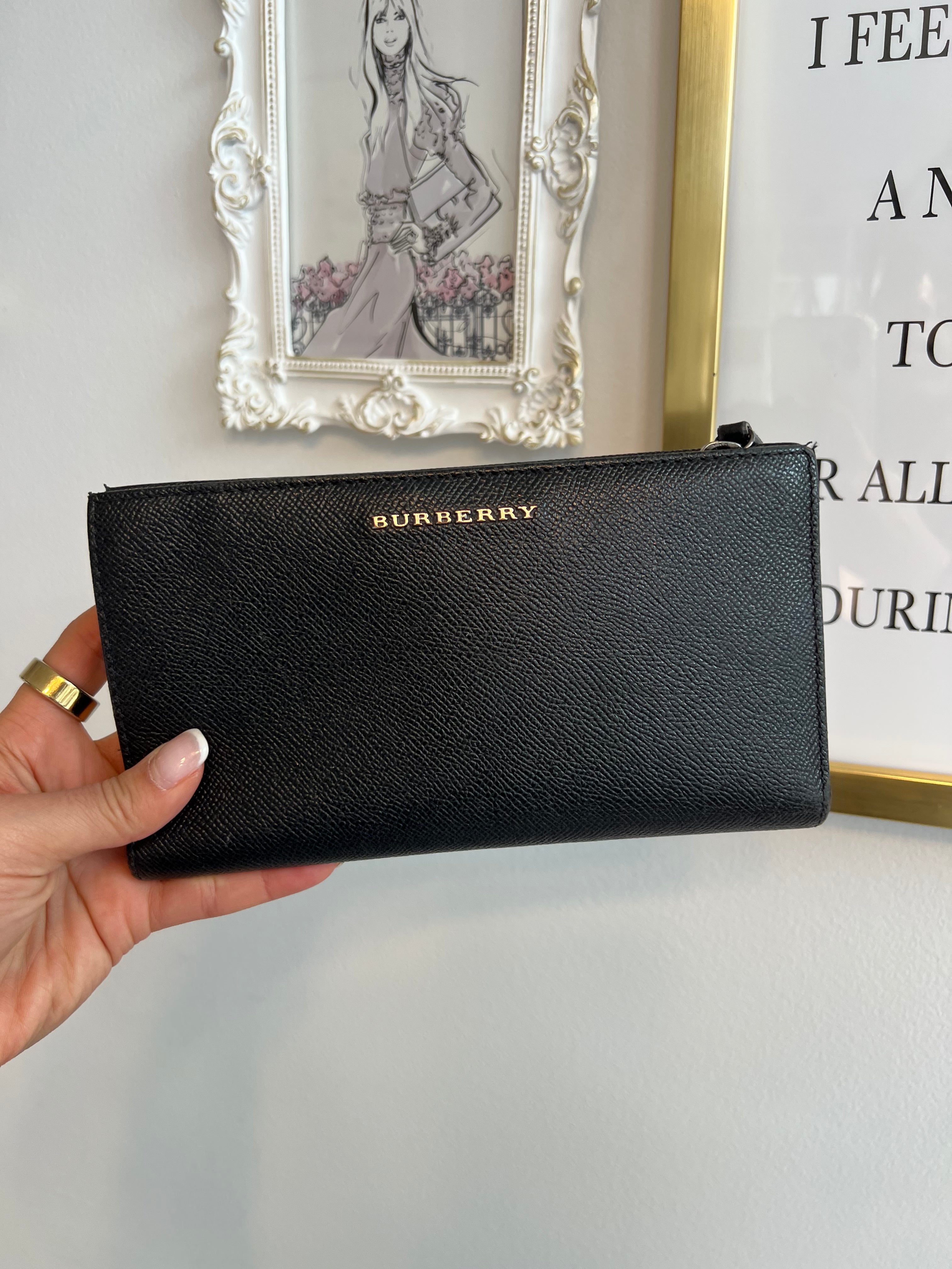 Authentic BURBERRY Black Leather Long Zip Around Wallet – Valamode