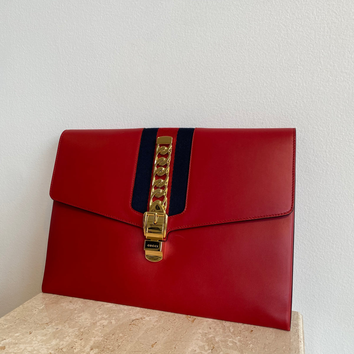 Authentic GUCCI Maxi Sylvie Clutch – Valamode