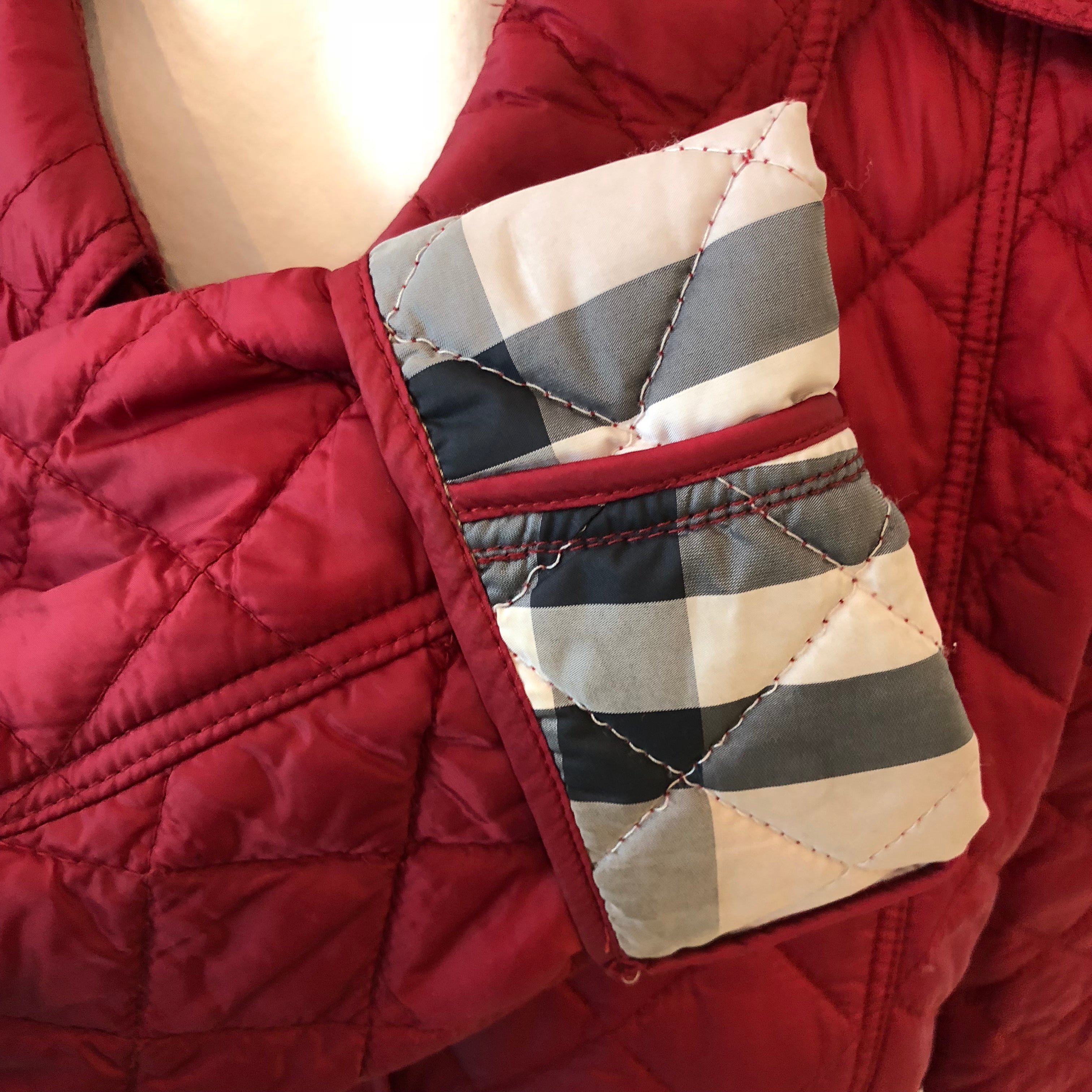 Authentic BURBERRY Red Quilted Jacket – Valamode