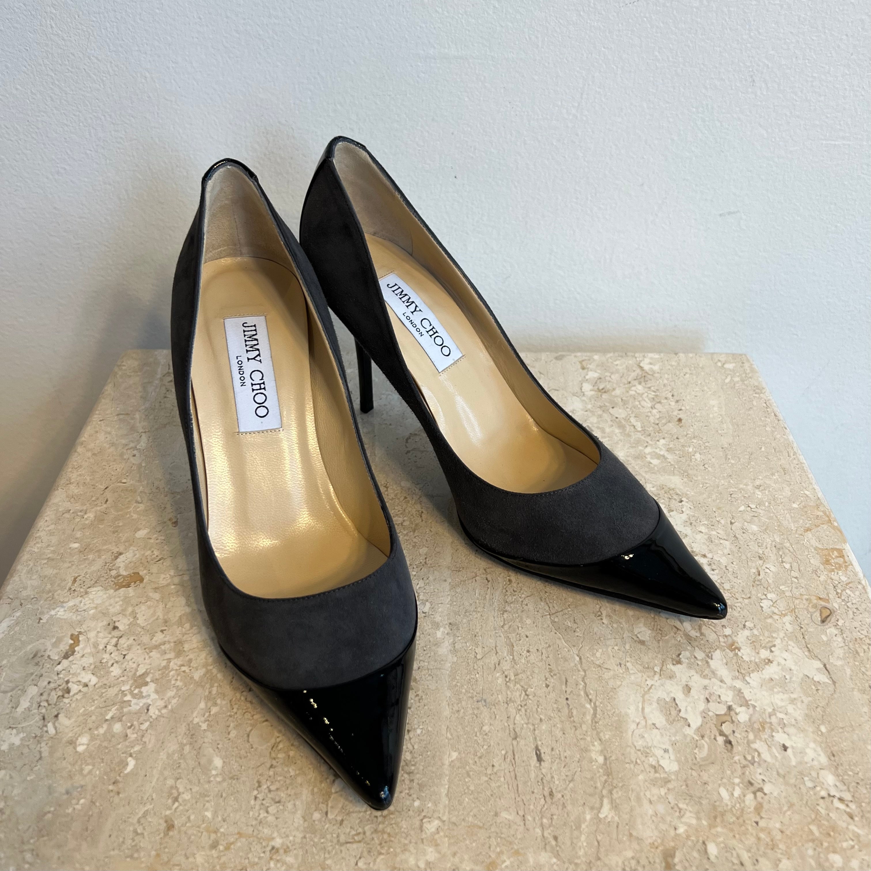 Authentic JIMMY CHOO Grey Suede/Black Patent Pump - Size 38 – Valamode