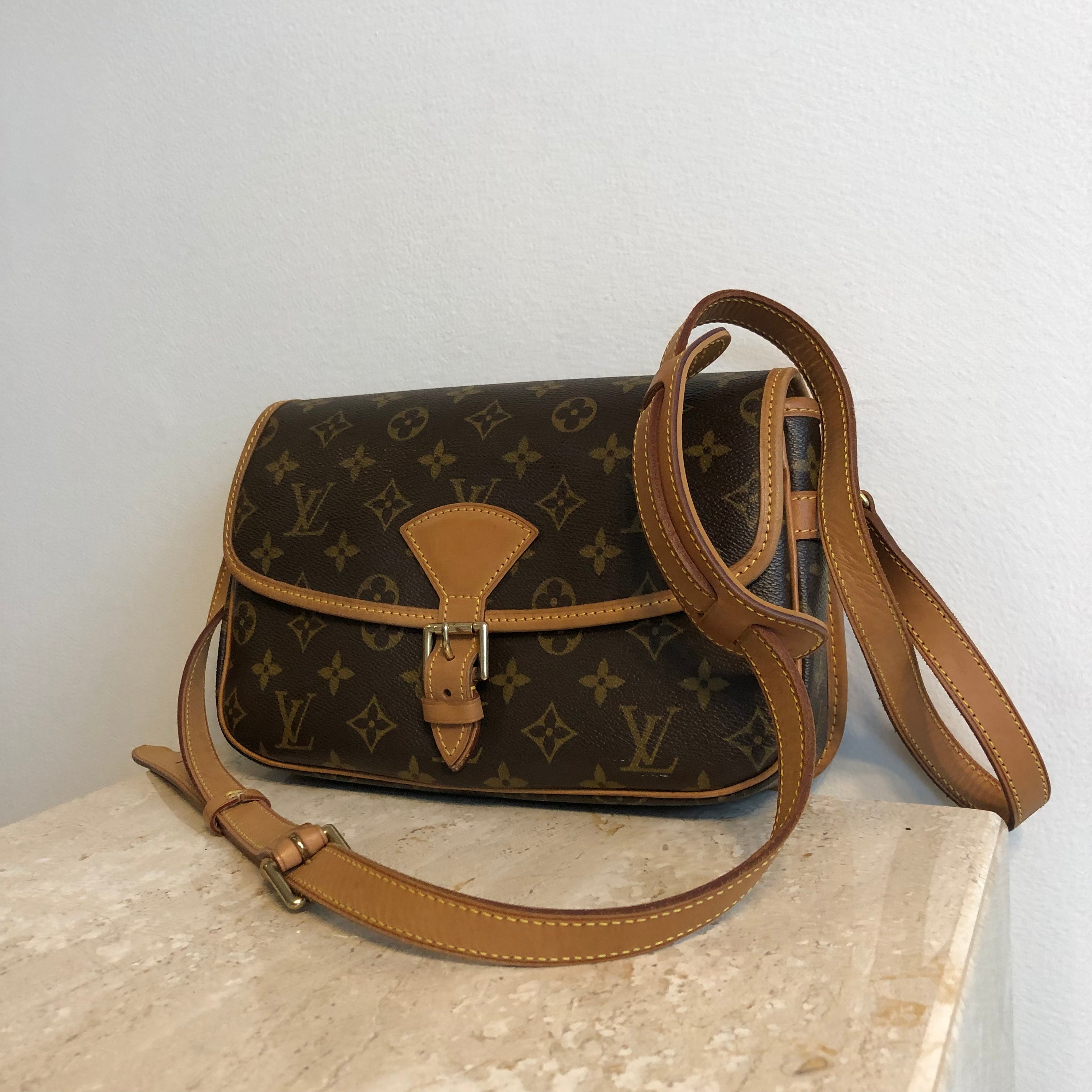 Multi pochette accessoires leather crossbody bag Louis Vuitton Brown in  Leather  21788940