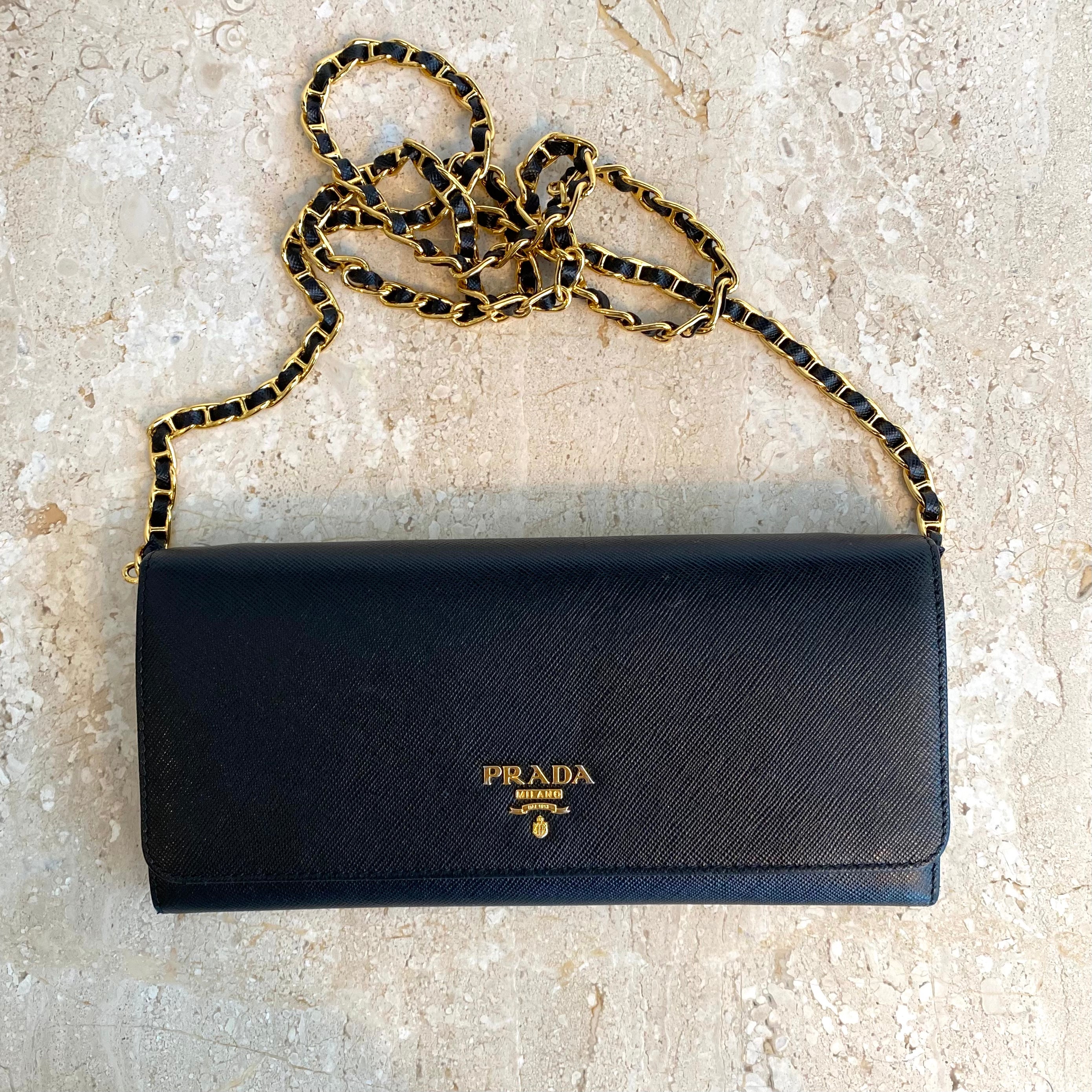 Authentic PRADA Black Saffiano Oro Wallet On Chain – Valamode