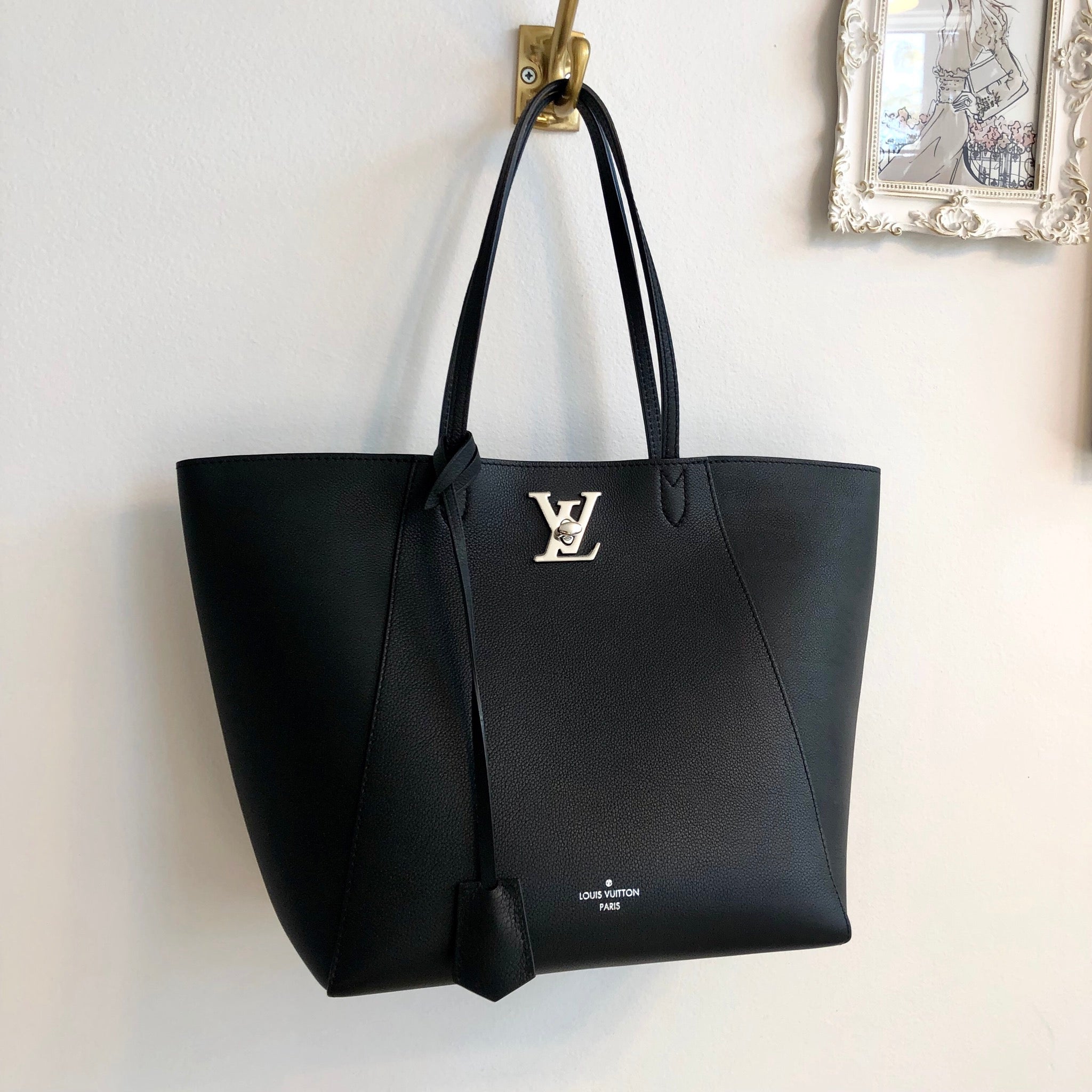 Unboxing Louis Vuitton LOCKME SHOPPER