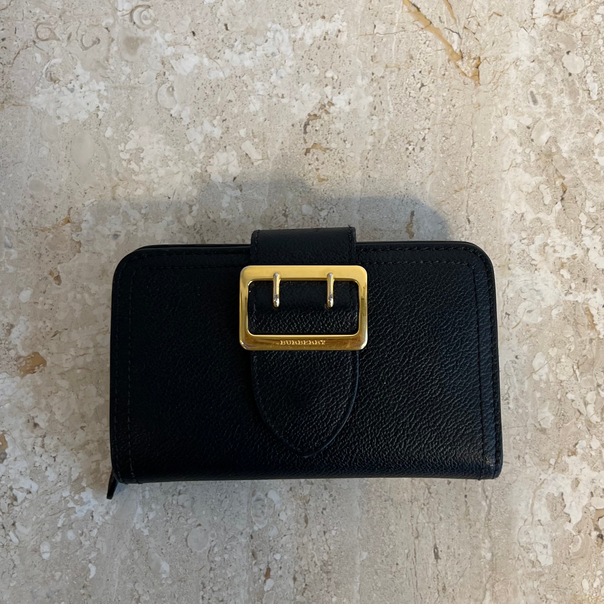 Authentic BURBERRY Black Leather Folding Wallet – Valamode