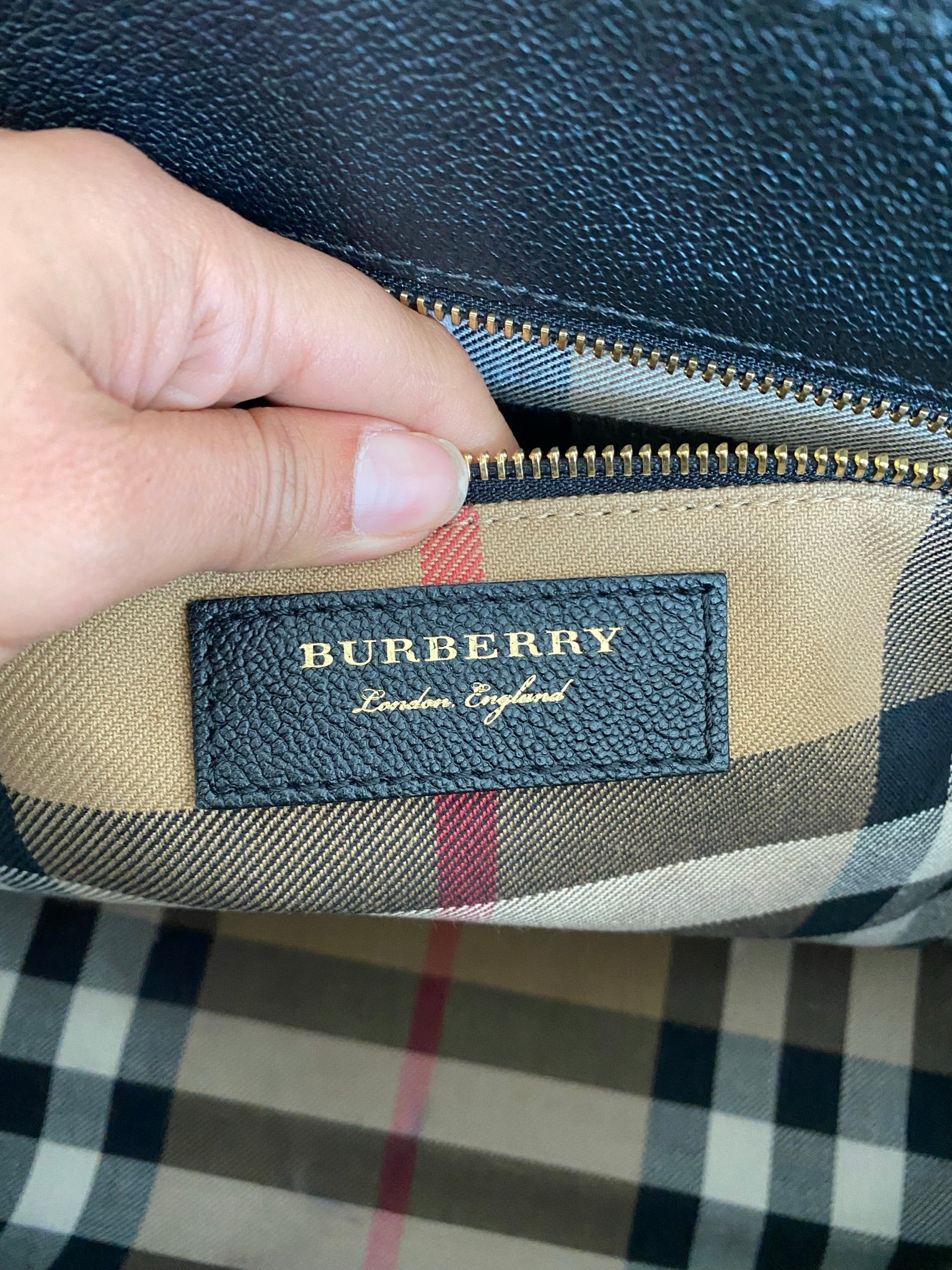 Authentic Burberry Black Buckle Tote Shoulder Bag – Valamode