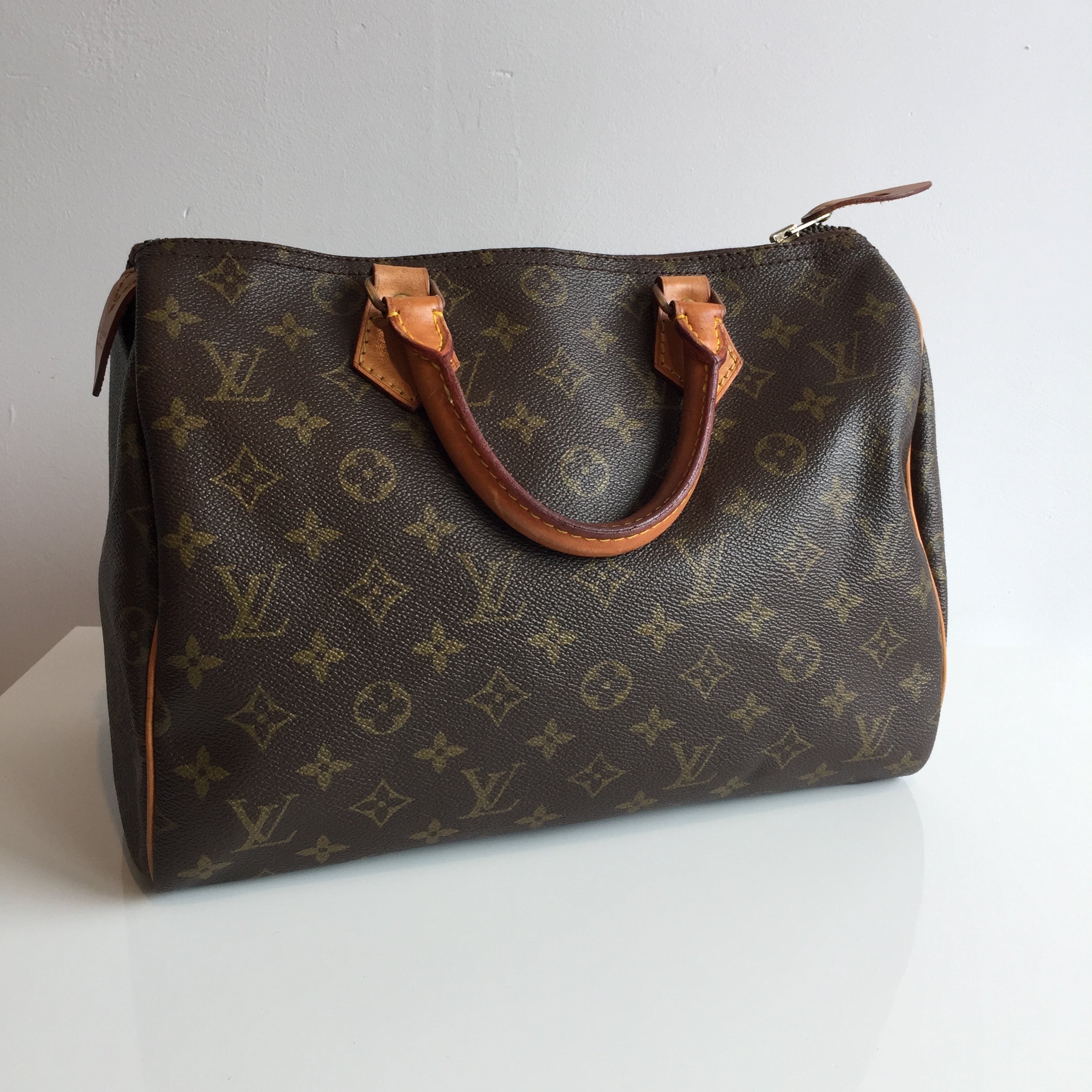 Authentic LOUIS VUITTON Vintage Speedy 30 – Valamode