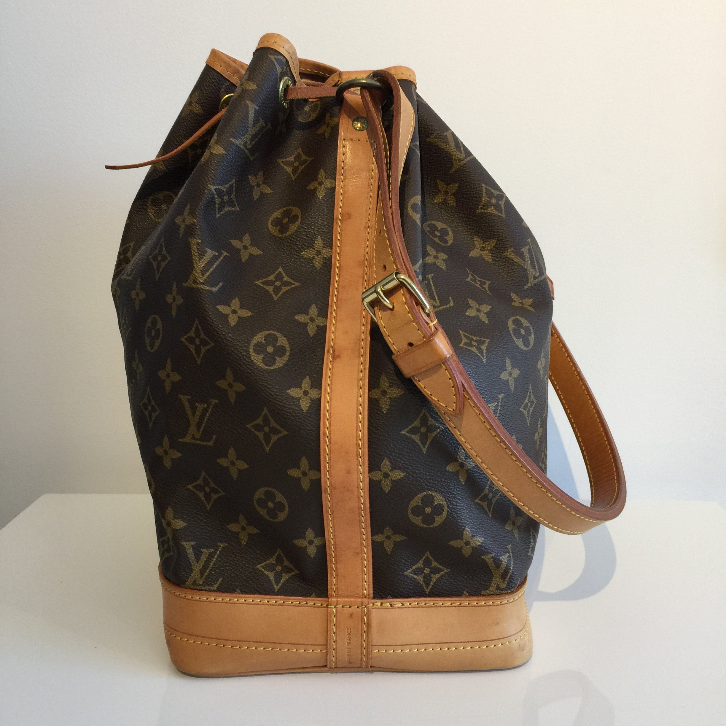 Authentic LOUIS VUITTON Monogram Noe GM – Valamode