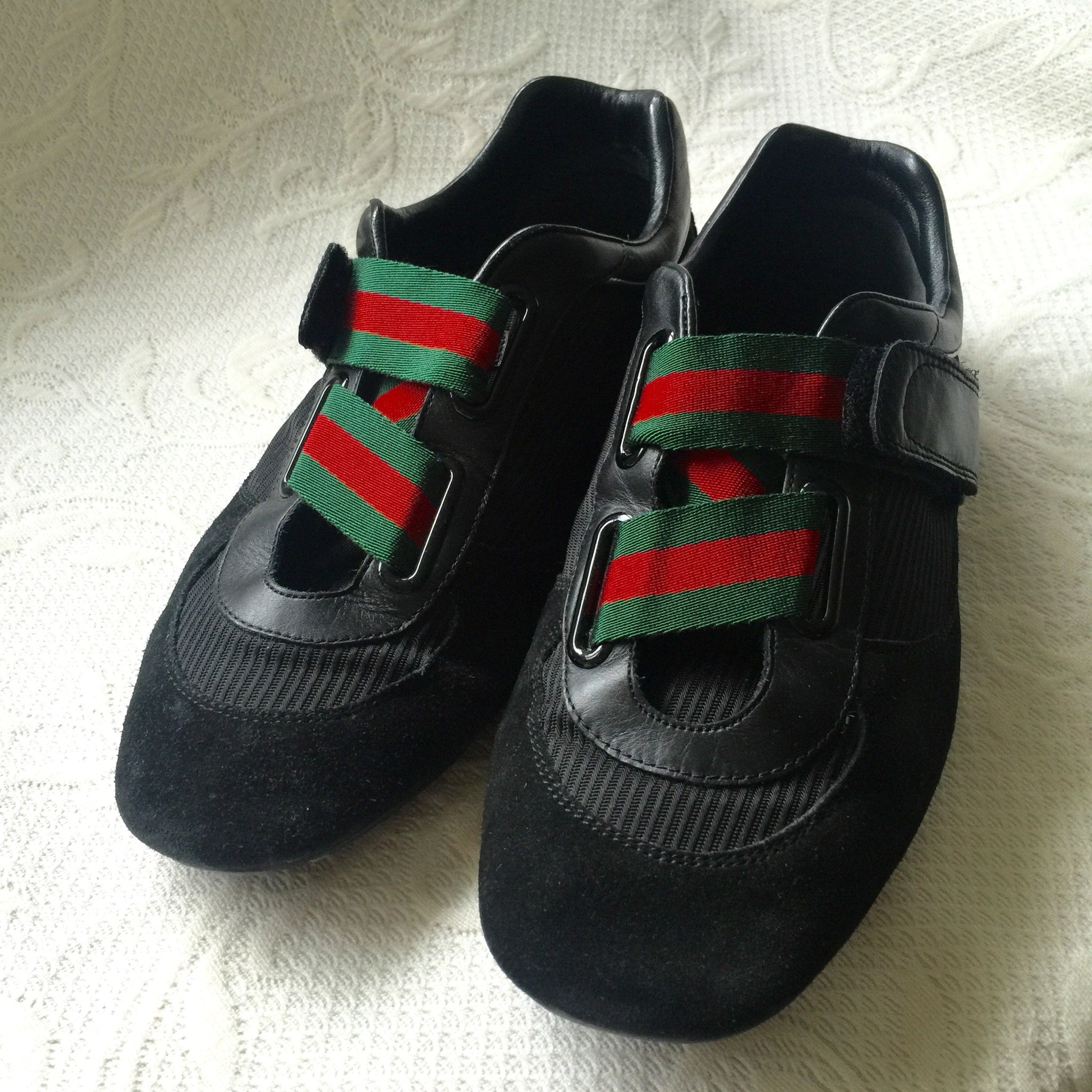 gucci black runners