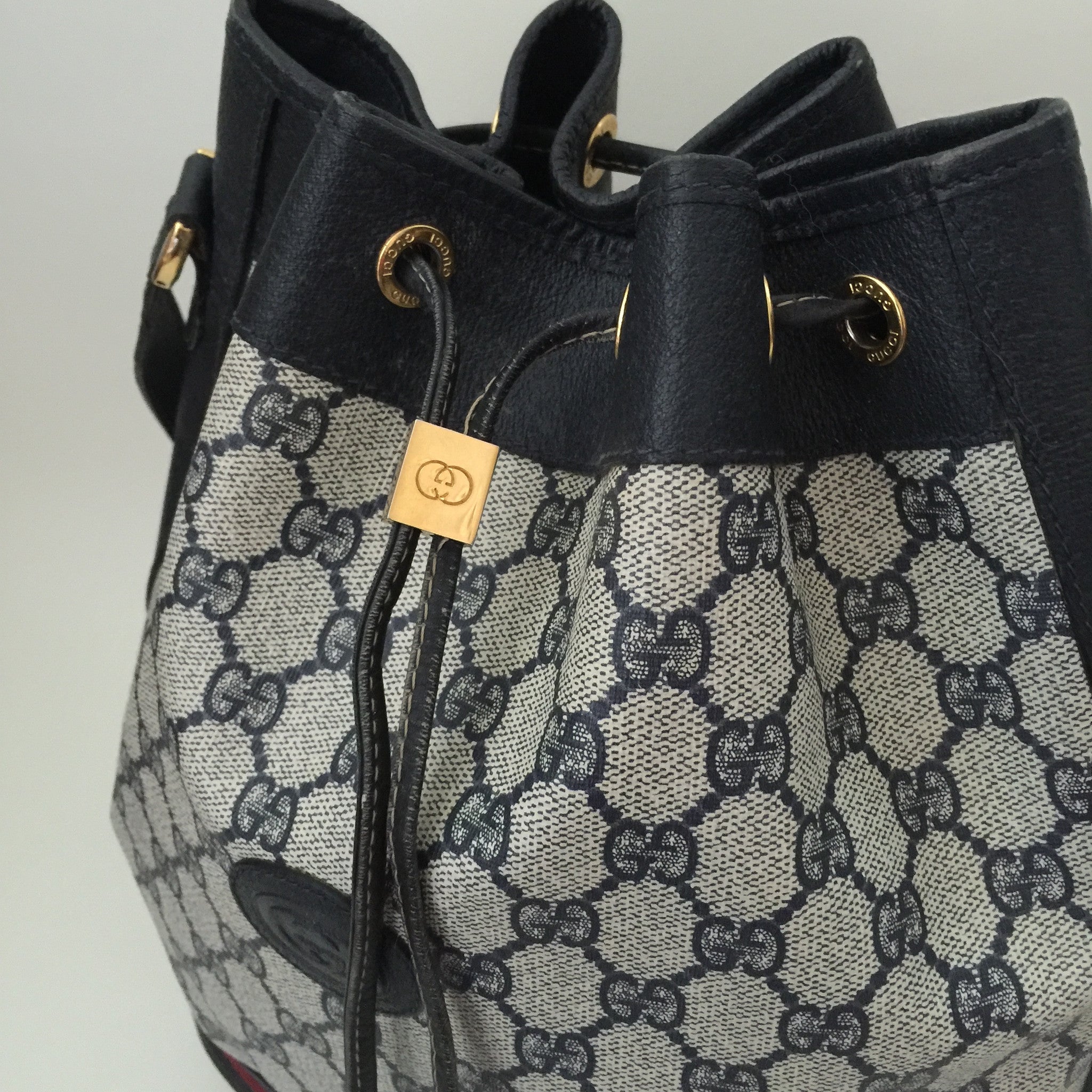 Authentic GUCCI Vintage Bucket Bag – Valamode