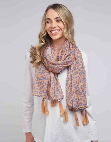 animal-print-scarf-womens-accessories