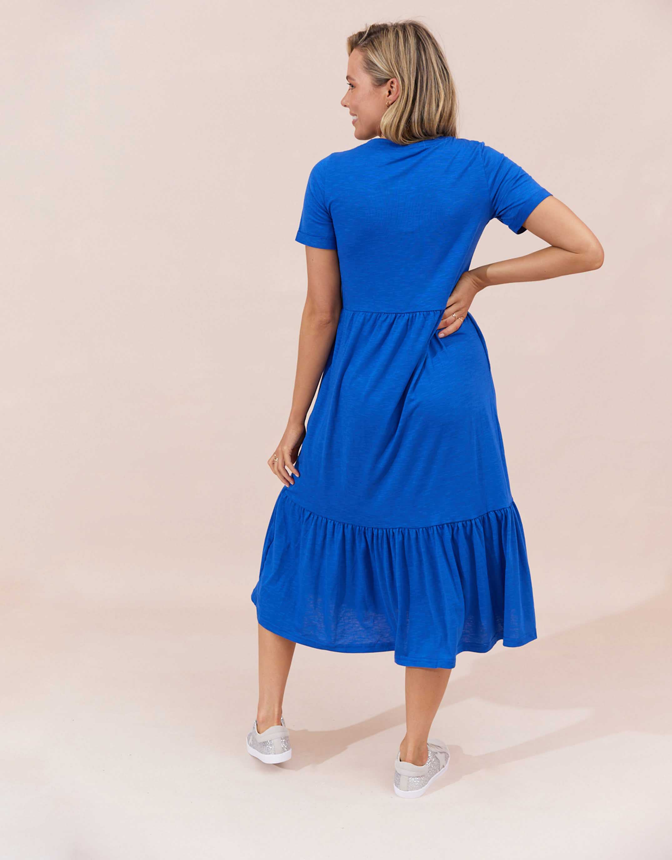 jovie-plus-size-sienna-dress-cobalt-blue-womens-clothing