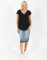 Summer V-neck Tee - Black