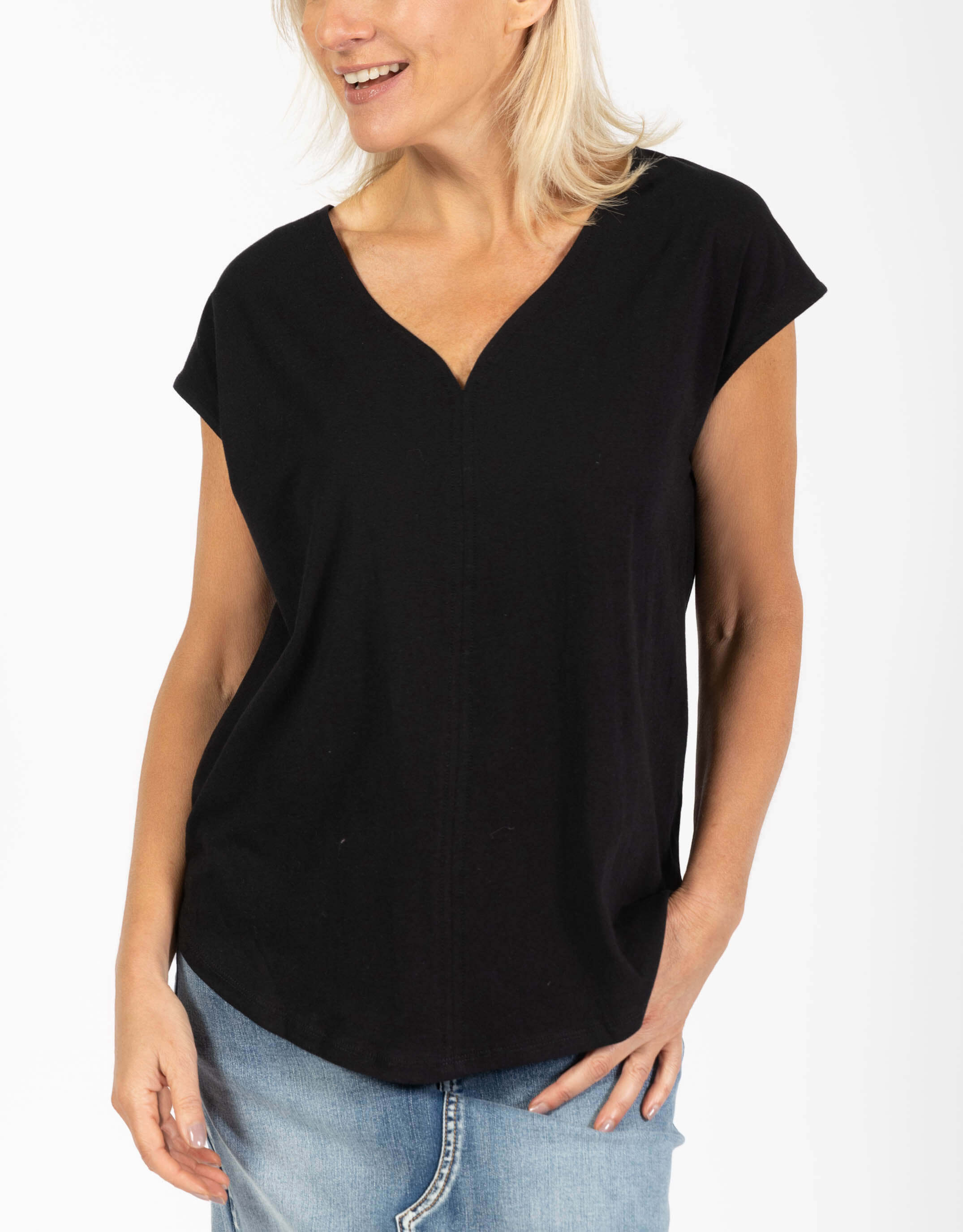 Summer V-neck Tee - Black