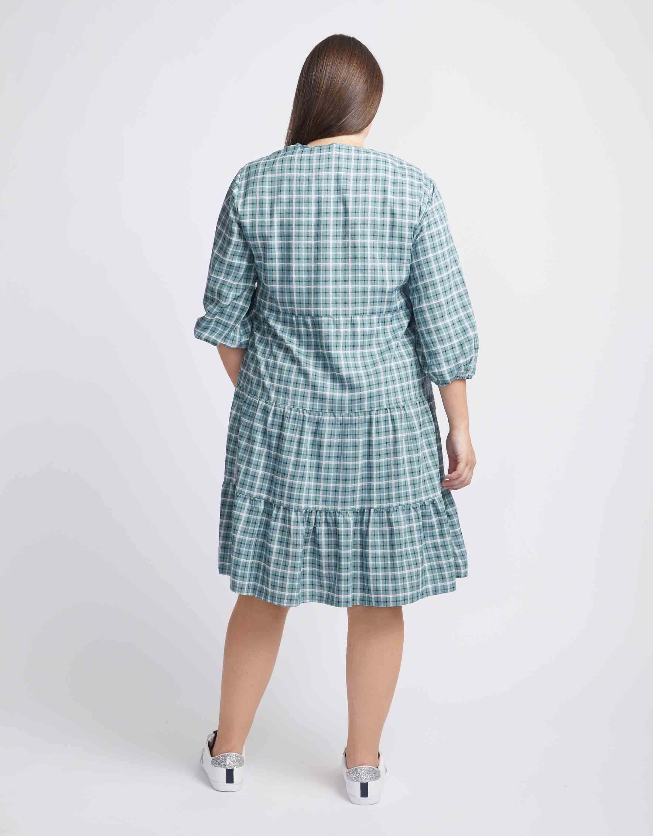 betty-basics-plus-size-odette-dress-green-gingham-womens-plus-size-clothing