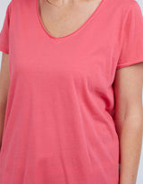 paulaglazebrook. Women's Clothing Elm Fundamental Vee Tee Watermelon