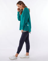 elm-victoria-fleece-crew-winter-green-womens-clothing