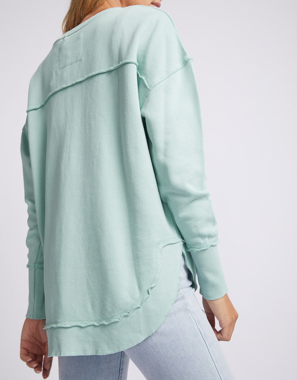 foxwood-simplified-crew-seafoam-womens-clothing