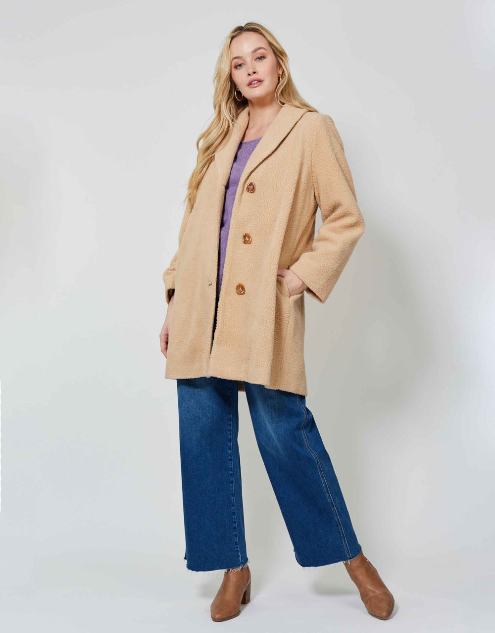 isle-mine-sarli-winter-coat-vanilla-womens-clothing