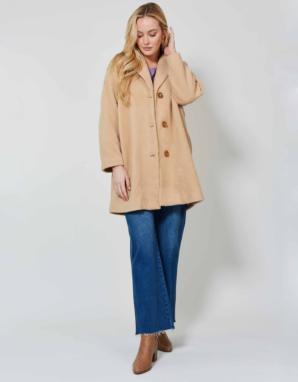 isle-mine-sarli-winter-coat-vanilla-womens-clothing