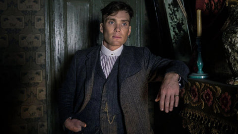 tommy shelby wearing club collar shirt in Peaky Blinders