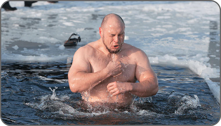 Person using a Frozen™ cold plunge