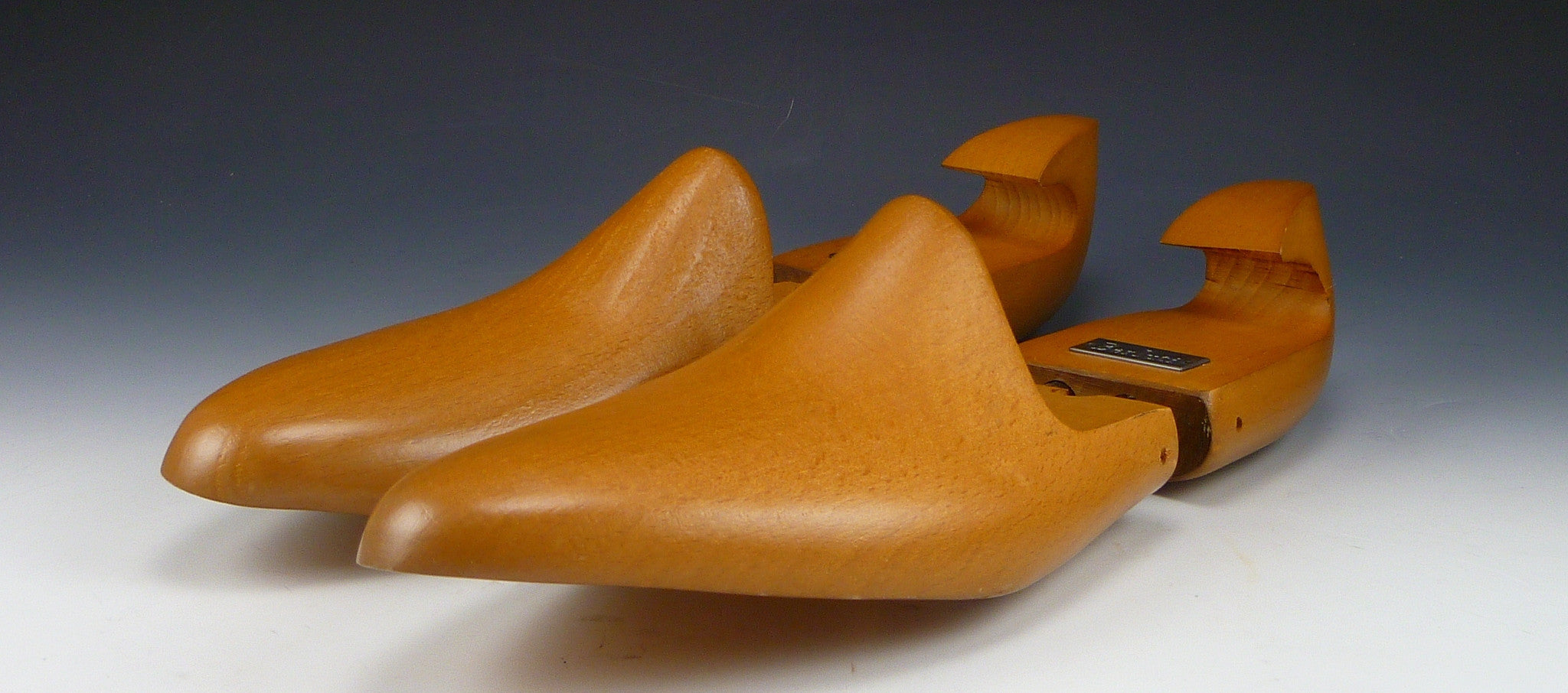 mens wooden shoe trees