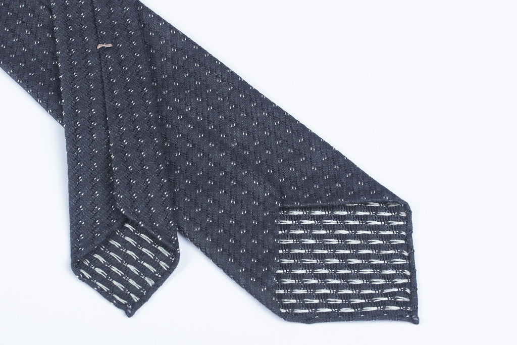 Grey Double Dot Grenadine Lined Six-Fold Necktie – Vanda Fine Clothing