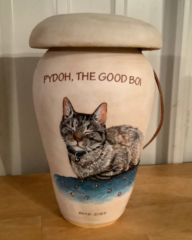 Cat portrait urn