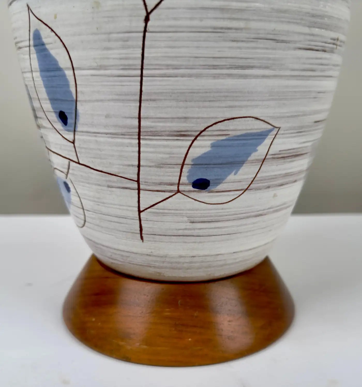Exquisite Bitossi Artisan Ceramic Table Lamp Adorned with Blue Leaves Design