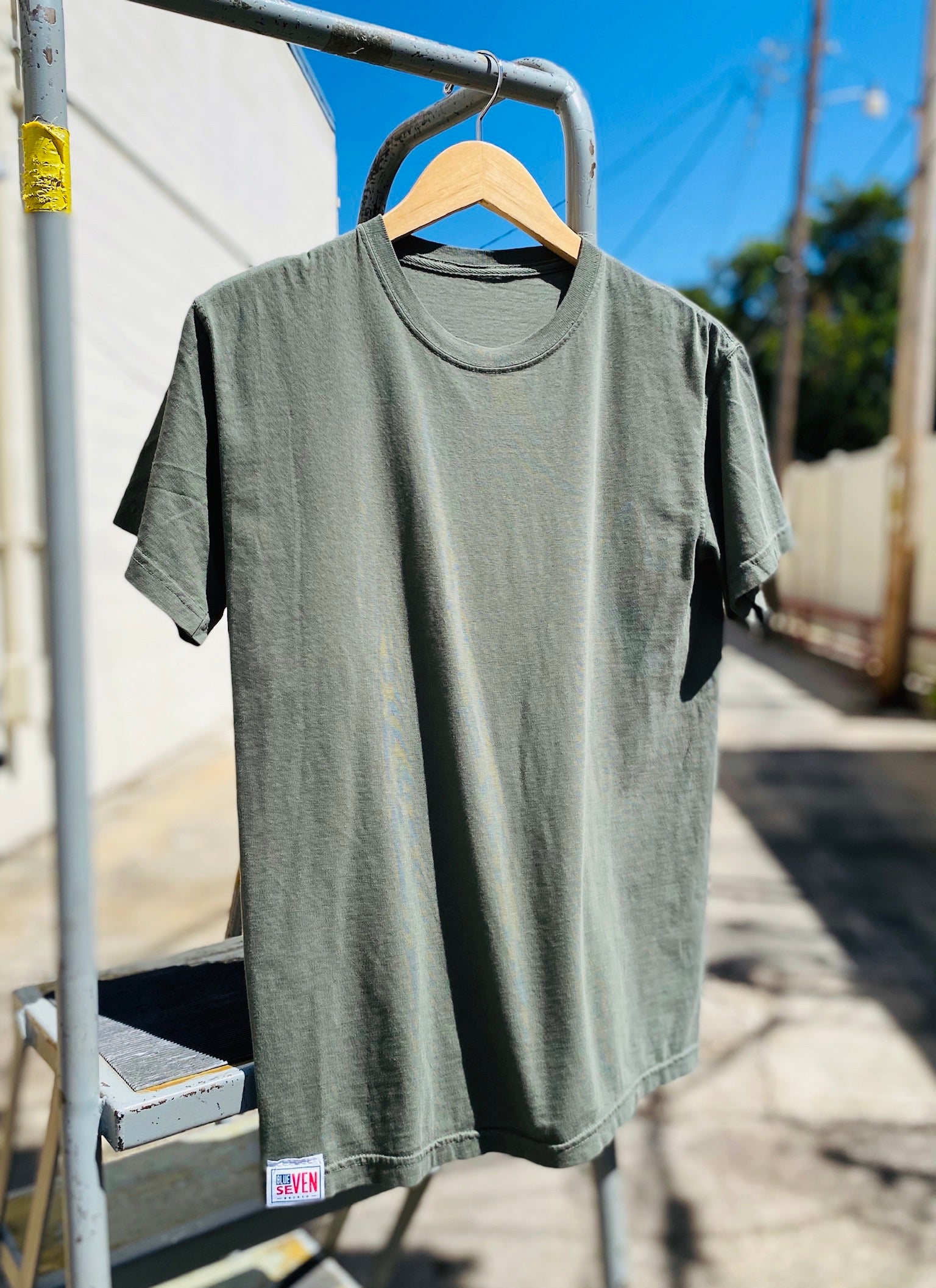 Blue Seven Backed Fit Tee - Regular