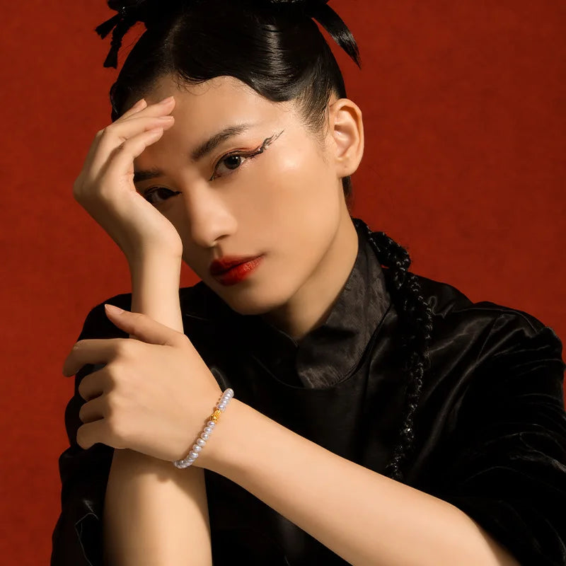 Hand-Strung Continuous Design