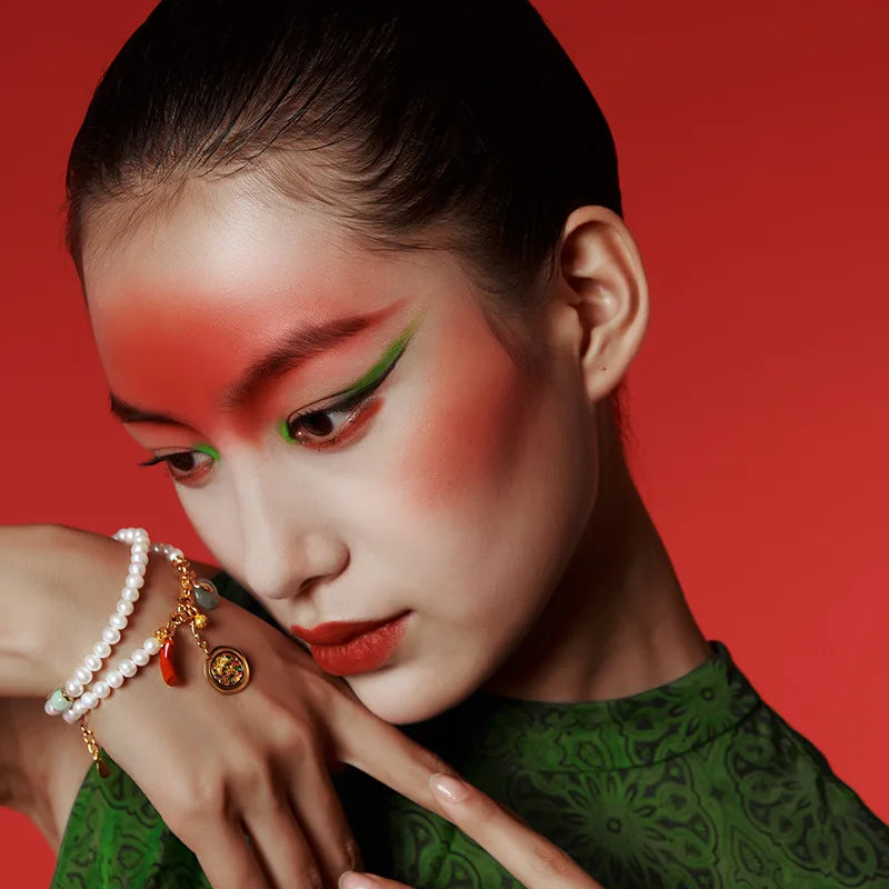 Double-Circle Layered Design