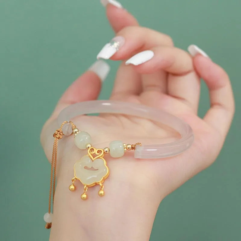 Pearl & Zircon Accents