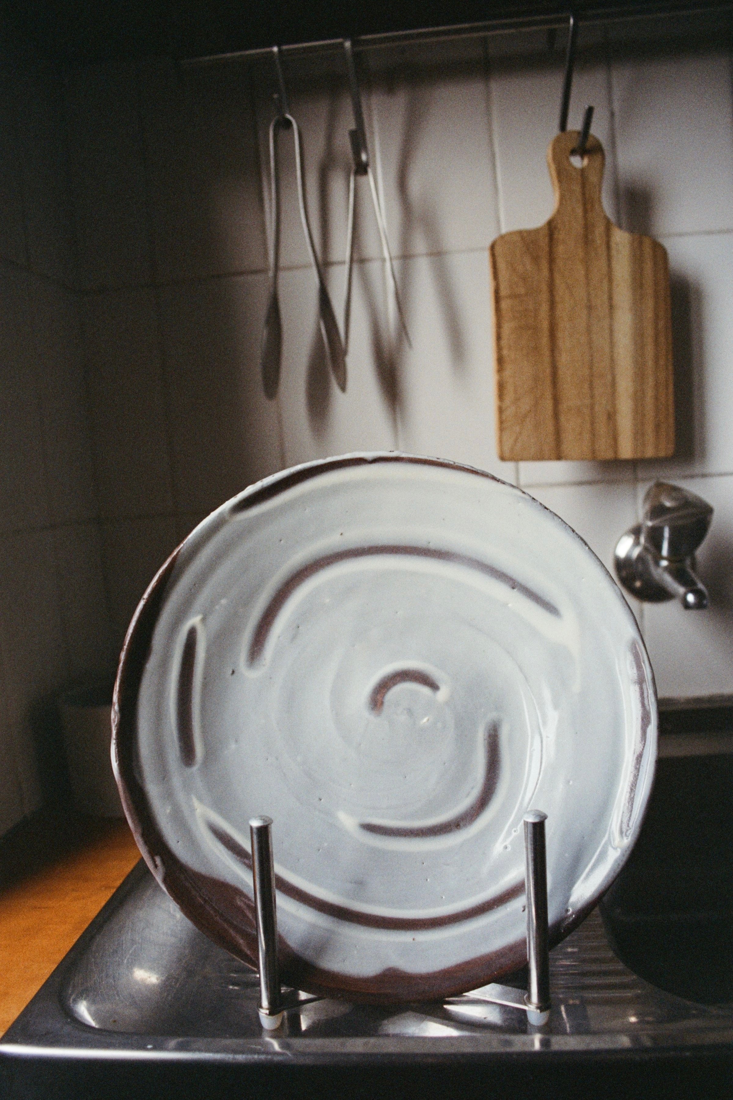 Ceramic Dinner Plate in Dish Rack