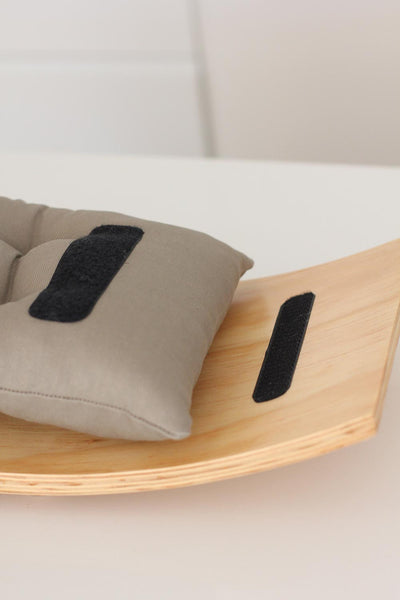 Benji + Moon | Wooden Cat Shelf