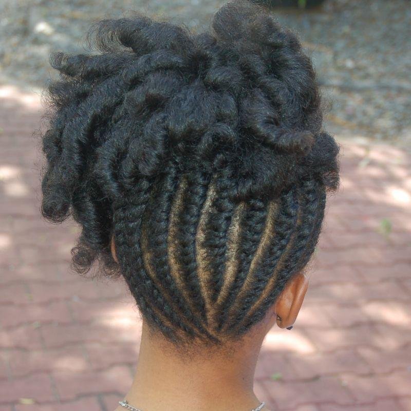 Flat Twists met spiraal krullen voor kroeshaar en krullend haar