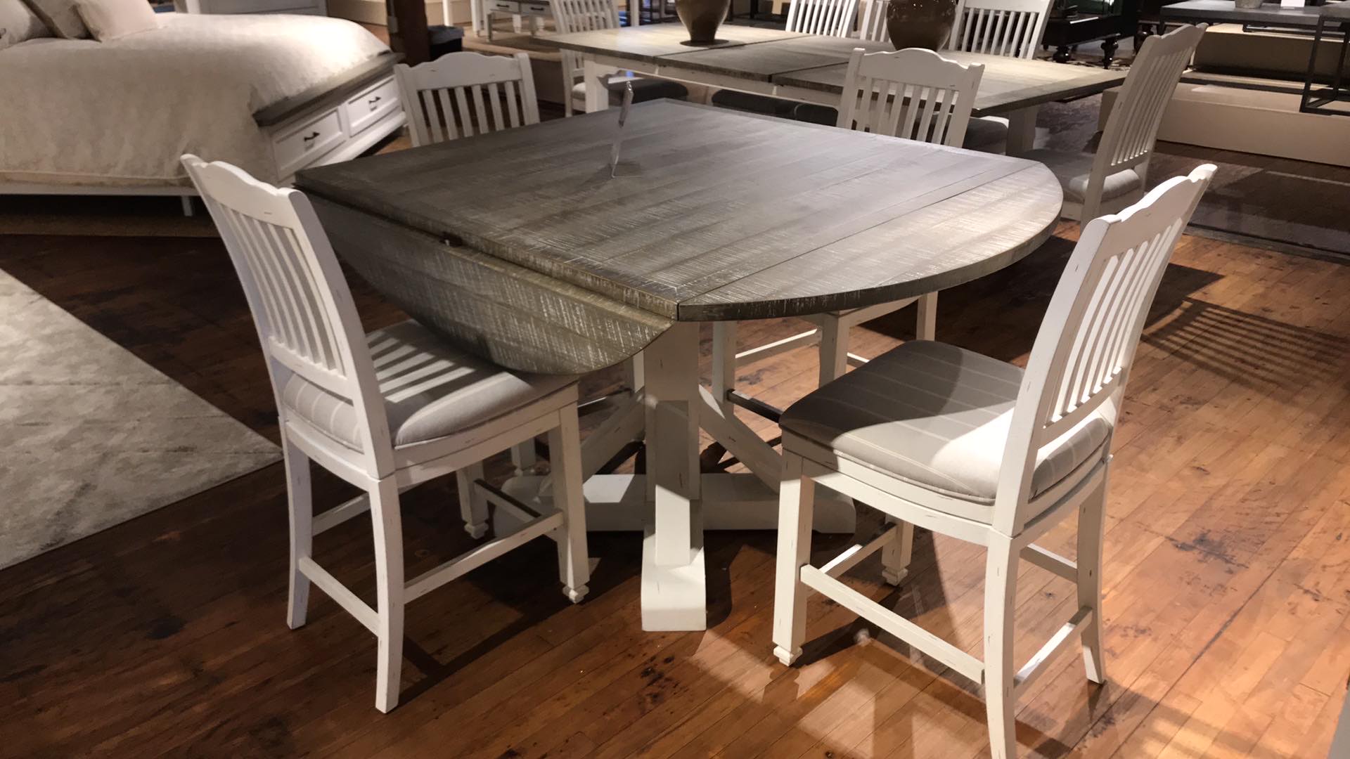 butterfly dining table and 4 chairs