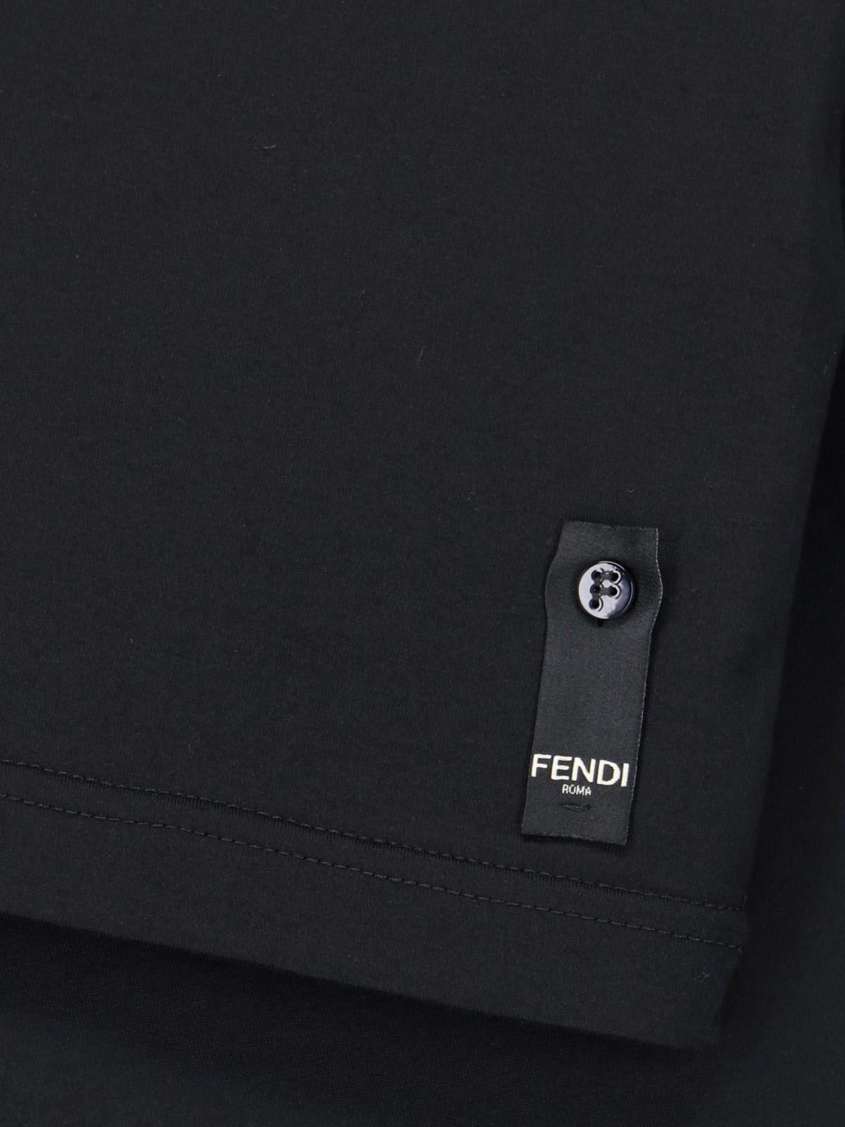 Shop Fendi Logo T-shirt In Black